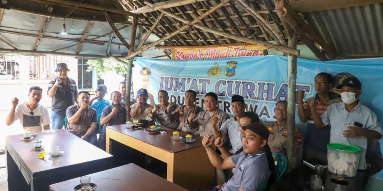 Hubungan Kemitraan Polres Mojokerto dan Masyarakat Tercipta Dengan Baik Melalui Jum,at Curhat.
