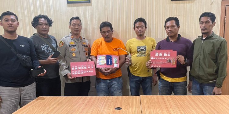 Polisi Grebek Bandar Sabu di Menganti Amankan 37 Poket Sabu seberat 27,59 gram