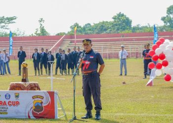 Wakapolres Batang Membuka Turnamen Sepak Bola Antar Pelajar
