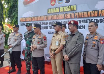 Sinergitas TNI Polri dan Pemprov Jateng Gelar Simulasi Pengamanan VIP Pemilu 2024 di Simpang Lima