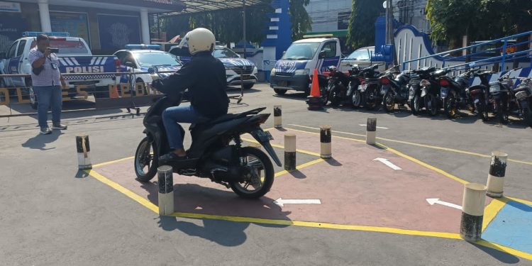 Kata Warga Kota Kediri, Lintasan Baru Ujian Praktik Pembuatan SIM C: Lebih Mudah