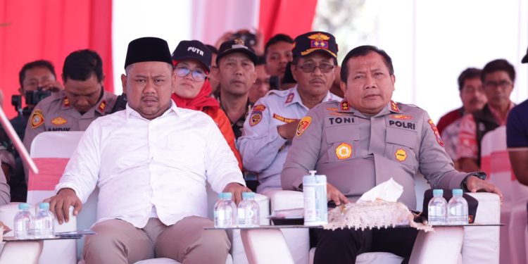Kapolda Jatim Apresiasi Bupati Gresik Bangun Palang Pintu KA Sebidang JPL 365 Cerme