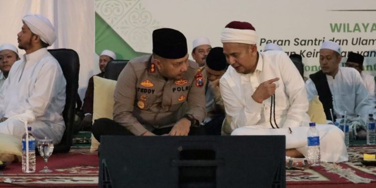 Kapolres Kediri Kota Hadiri Tabligh Akbar : Pererat Silaturahmi Dengan Ulama