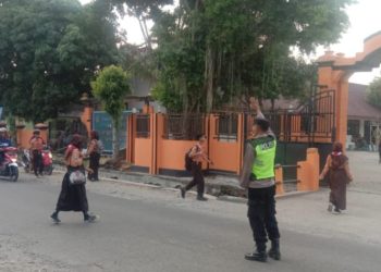 Cegah Laka Lantas di Ngawi, Polsek Kedunggalar Gelar Anggota