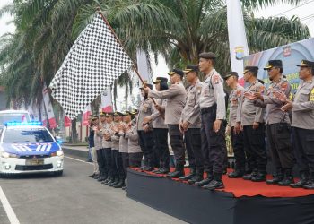 Prihatin,Polres Blitar Salurkan Air Bersih Ke-Tiga Kecamatan Yang Membutuhkannya.