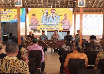 Hadiri Jumat Curhat Di Desa Ponggok, Kapolres Blitar Kota Ajak Masyarakat Andil dalam Harkamtibmas