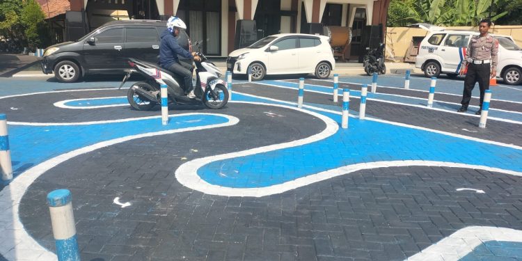 Tindak Lanjuti Perintah Kapolri, Polres Ngawi Ubah dan Sosialisasi Lintasan Uji Praktik SIM C