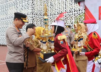 Serahkan Trofi Pemenang Lomba Pocil, Kapolres Trenggalek: Teruslah Berprestasi