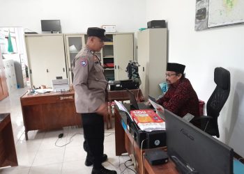 Kabid Humas Polda Jabar : Polisi Sambang Ke Warga Desa Sukadana Sosialisasikan Bahaya TPPO