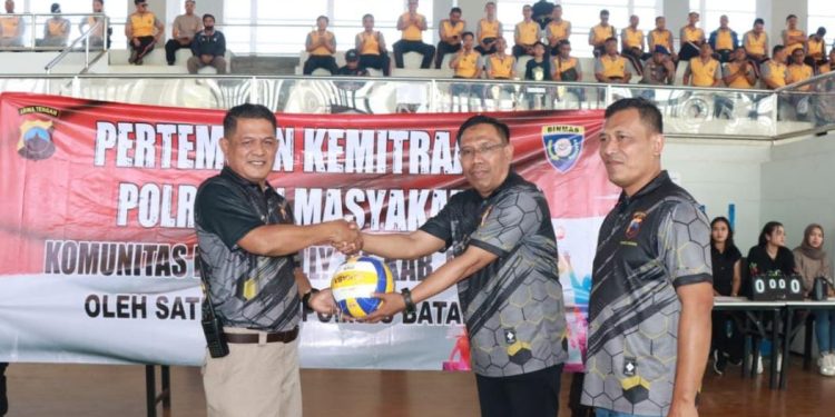 Polres Batang Gelar Turnamen Bola Voli Bhayangkara Cup 2023