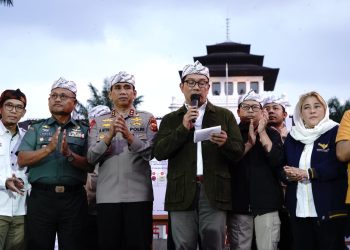 KEPOLISIAN NEGARA REPUBLIK INDONESIA DAERAH JAWA BARAT BIDANG HUBUNGAN MASYARAKAT