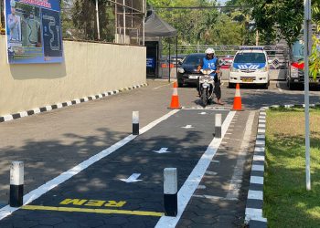 Sat Lantas Polres Kendal Sosialisasi Uji Sirkuit Praktik SIM C Terbaru