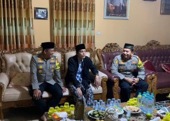 Kapolres Blitar Kota Hadiri Pengajian Gus Iqdam