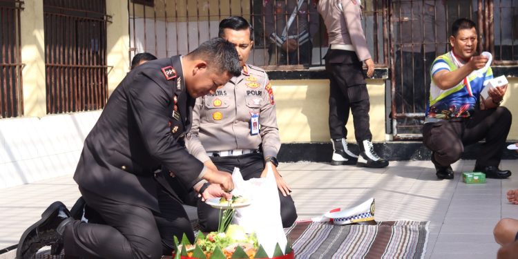 Semarak Hut Kemerdekaan R.I Ke-78, Tahanan Rutan Polres Blitar Kota Semangat Ikuti Lomba 17 Agustus