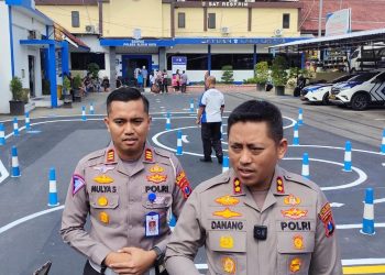 Sidak Satpas, Kapolres Blitar Kota Pastikan Pembuatan SIM Bebas dari Calo