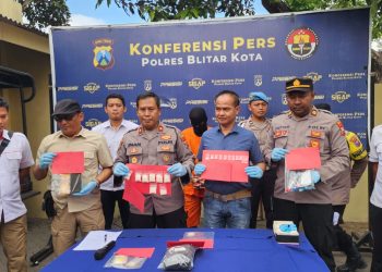 Polsek Sukorejo Polres Blitar Kota Tangkap Kurir Narkoba Jenis Sabu dan Pil Double L