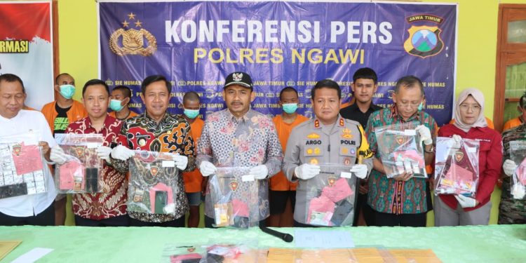Polres Ngawi Berhasil Ungkap 12 Laporan Polisi Terkait Narkotika  dan Amankan 15 Tersangka
