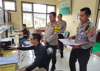 Pastikan Pelayanan Maksimal, Kapolres Blitar Kota Sidak Ruang Pelayanan Publik