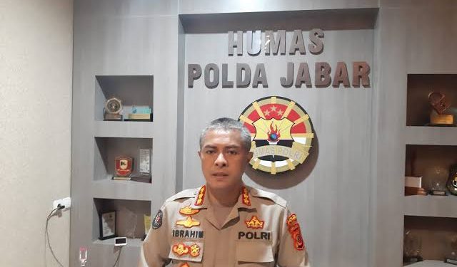 Polda Jabar mengimbau kepada seluruh masyarakat untuk tidak mudah tergiur adanya tawaran kerja di luar negeri dengan gaji yang tinggi