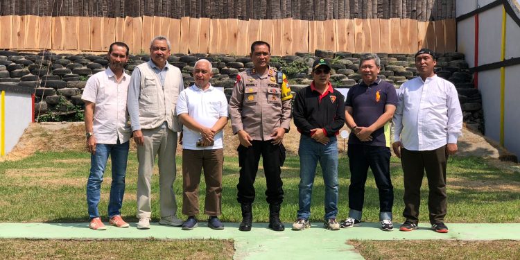 Adm Saradan Ikuti Latihan Menembak di Lapangan Tembak Andi Maubara Polres Bojonegoro