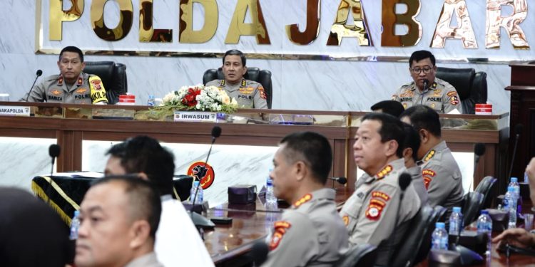 TAKLIMAT AKHIR AUDIT KINERJA ITWASUM POLRI TAHAP II TA. 2023, ASPEK PELAKSANAAN DAN PENGENDALIAN PADA POLDA JABAR