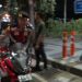 Personel Gabungan Polrestabes Surabaya Tertibkan Bali Amankan 110 Motor