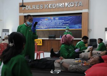 Jelang Hari Lalu Lintas Bhayangkara ke-68, Polres Kediri Kota Gelar Donor Darah