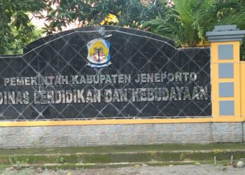 DISDIKBUD JENEPONTO BELUM BAYARKAN UANG TRANSPOR DAN UANG UPA KEGIATAN PESERTA PELATIHAN IMPLEMENTASI KURIKULUM MERDEKA DI MAKASSAR