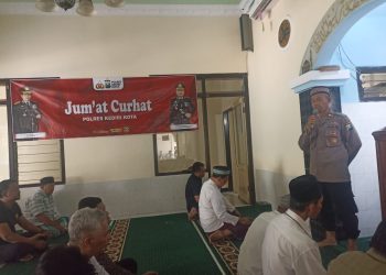Polres Kediri Kota Adakan Giat “Jumat Curhat” di Masjid Sabilal Muftadin