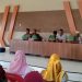 Kekurangan Ruangan Kelas Belajar, Kepala UPT SMAN 10 Jeneponto Gelar Pertemuan Orang Tua Siswa Digedung  Aula Kantor Camat Bontoramba