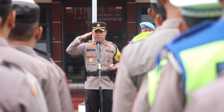 Pimpin Apel Pengamanan Kepulangan Jenazah PMI Asal Trenggalek, Kapolres: Kedepankan Preventif Humanis