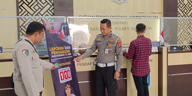 Polres Kediri Kota Lakukan Sosialisasi Pelayanan Call Center 110 di Pelayanan Publik