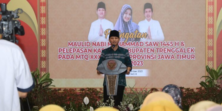 Bersama Forkopimda, Kapolres Trenggalek Hadiri Pelepasan Kafilah MTQ XXX Jatim