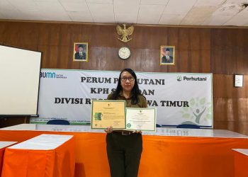 Perhutani KPH Saradan Terima Penghargaan Zero Accident dari Kementerian Tenaga Kerja