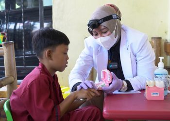 BID DOKKES POLDA JABAR TANGANI STUNTING DI PONDOK YATIM DAN DUAFA