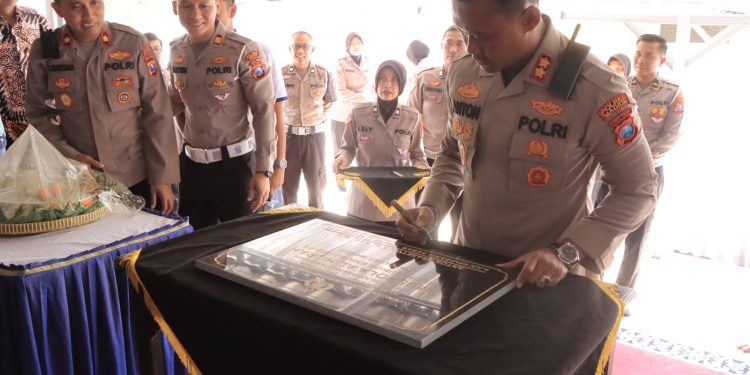 Peresmian Mushola Al Hijrah di Pos Lantas Nampu, Kecamatan Gemarang, Madiun: Penguatan Spiritualitas dalam Pelayanan Keamanan Lalu Lintas