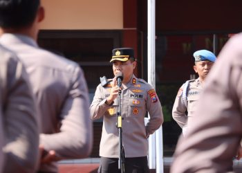 *Jelang Pilkades dan Pemilu 2024, Kapolres Trenggalek Instruksikan Anggota Netral*