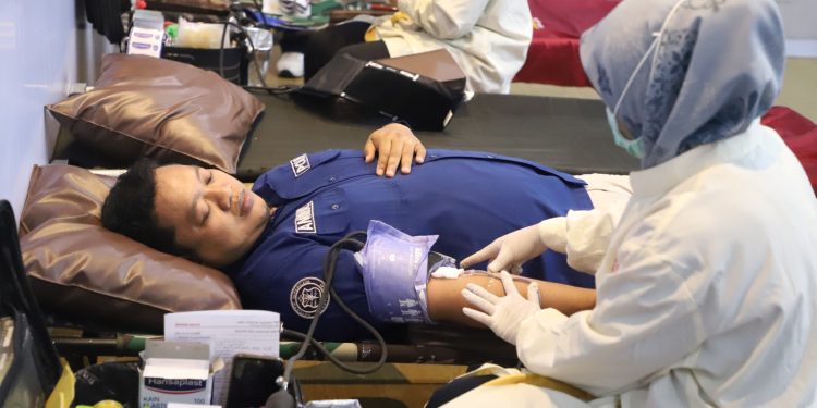 Polres Mojokerto Gelar Aksi Donor Darah Peringati HUT Humas Polri ke-72