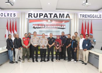 *Gelar Diskusi Panel Bersama Awak Media Polres Trenggalek Wujudkan Kamtibmas Kondusif Pemilu 2024*