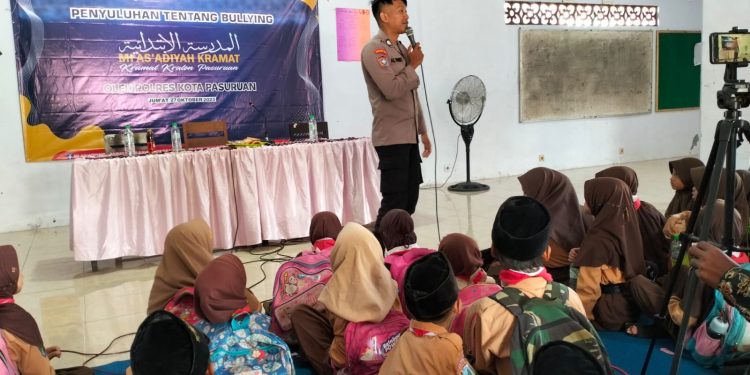 Cegah Bullying Polres Pasuruan Kota Lakukan Pembinaan di Sekolah