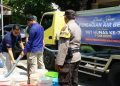 Kepedulian Polres Batang: Pembagian 3.000 Liter Air Bersih ke Warga