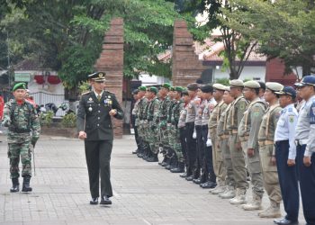 Bersama Forkopimda Kapolres Trenggalek Ikuti Upacara HUT ke-78 TNI