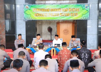 Pembinaan Rohani dan Mental Polres Blitar Kota Tingkatkan Kualitas Keimanan dan Ketaqwaan Personil