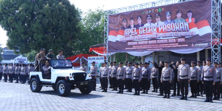 Polres Ngawi Gelar Sispamkota, Buktikan Siap Amankan Pemilu 2024.