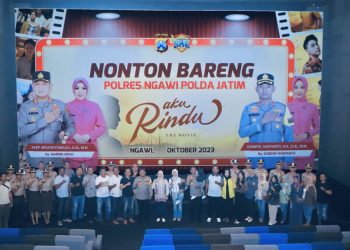 Polres Ngawi Jalin Silaturahmi Dengan Nobar ‘Aku Rindu’