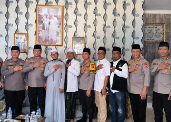 Disambangi Tiga Jenderal Ops NCS, ketua Ponpes Daarul Falah Ciamis Dukung Polri Wujudkan Pemilu Damai