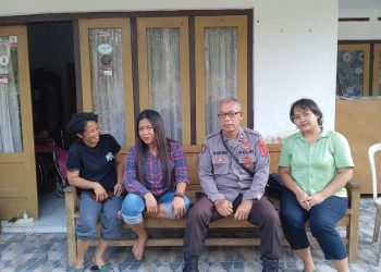 Kabid Humas Polda Jabar : Ops Mantap Brata, Polisi  Datangi Warga Dusun Cikondang Beri Imbauan Kamtibmas