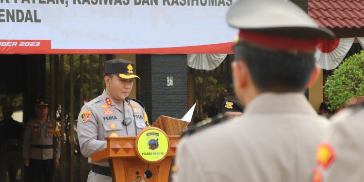 Kapolres Kendal AKBP Feria Kurniawan Pimpin Sertijab Pejabat Utama Polres Kendal