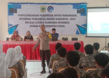Cegah Bullying Polres Bondowoso Sosialisasikan Literasi Digital kepada Para Pelajar