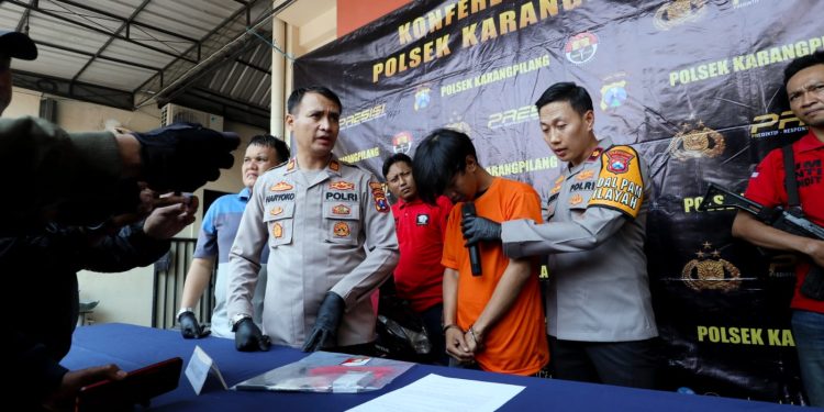Polisi Berhasil Amankan Tersangka Pengedar Pil Koplo di Surabaya